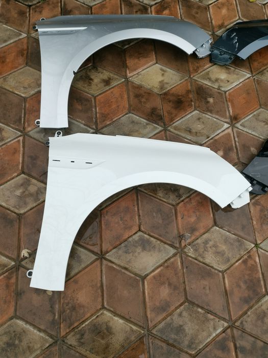 Aripa Renault megane 4 stânga dreapta