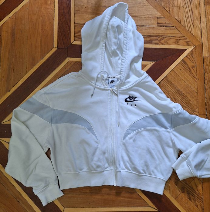 Толстовка  От Nike оригинал на размер S