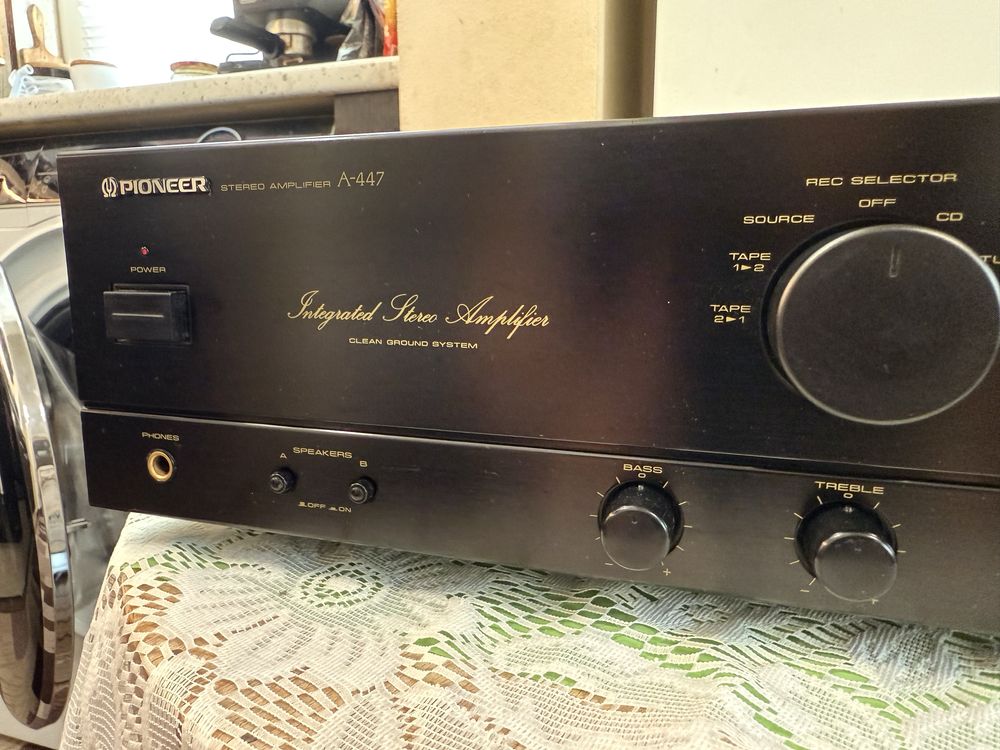 Pioneer A-447 стерео усилвател