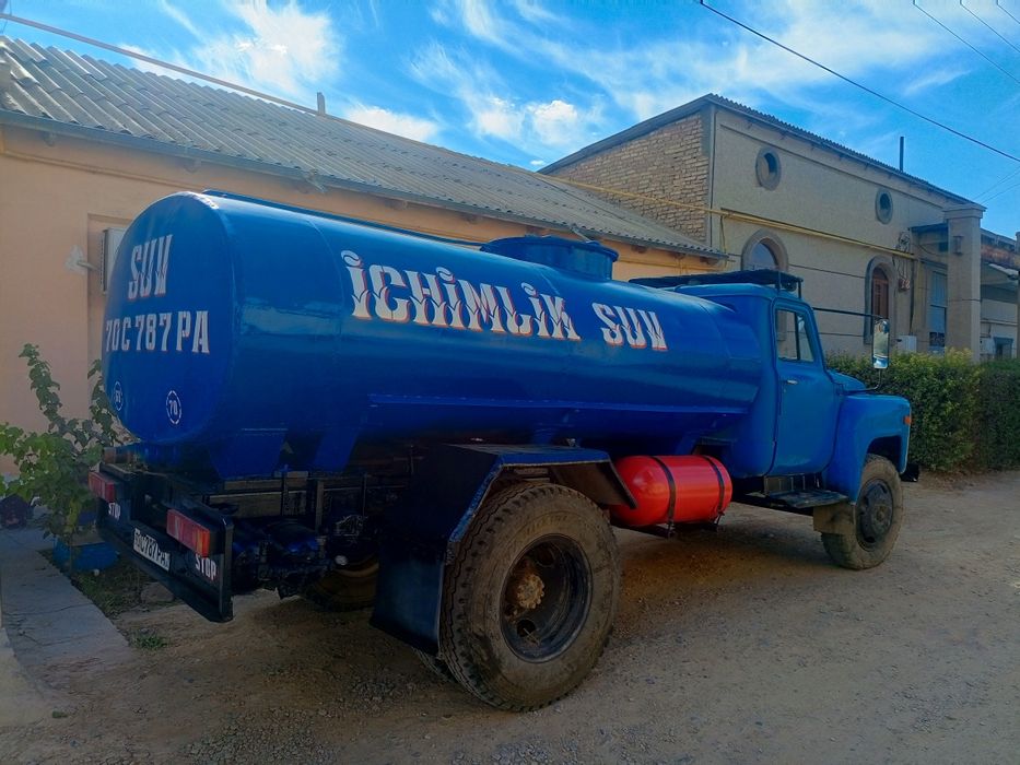 Gaz 53 vodavoz sotiladi