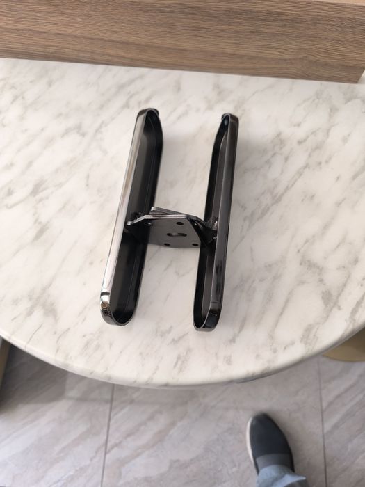 Kronshteyn, krepleniye,ugolok, kryuchok,burchak devorga.