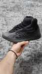 Yeezy qntm onyx (nu Nike, Jordan)