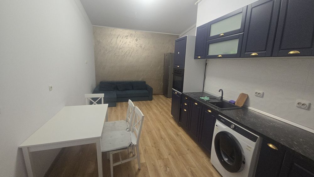 Apartament 4 cam