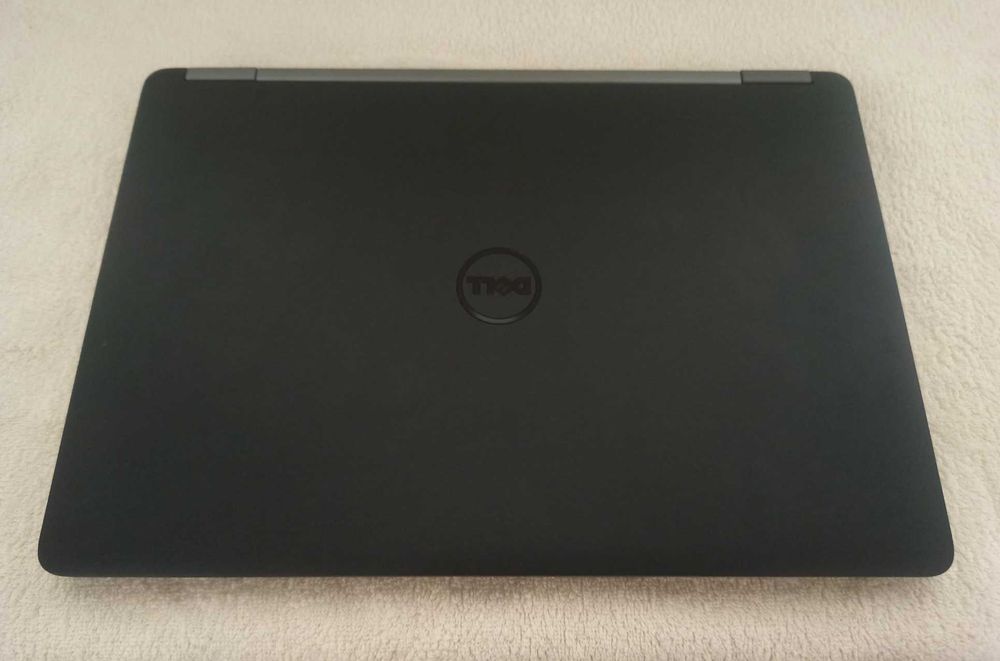 Качественный бизнес-ноутбук / Core i5 / 8GB / 256 GB SSD / Full HD