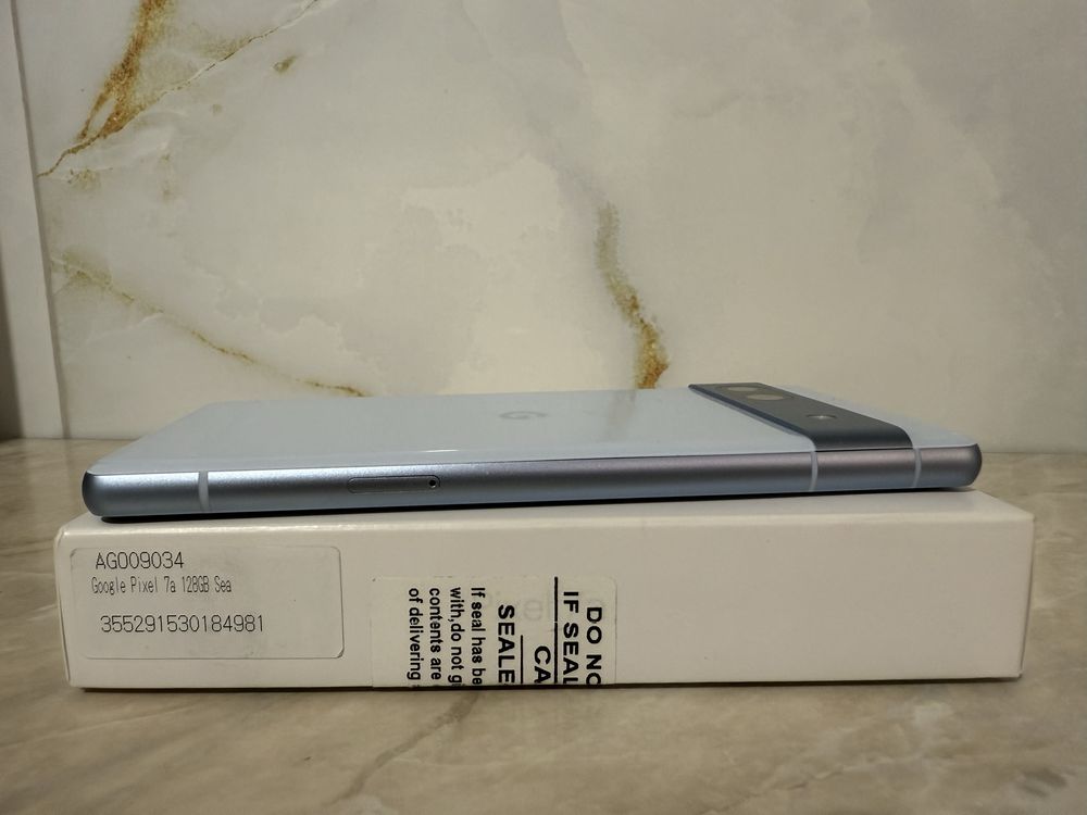 Google Pixel 7a – 128 GB, Albastru – Stare impecabilă