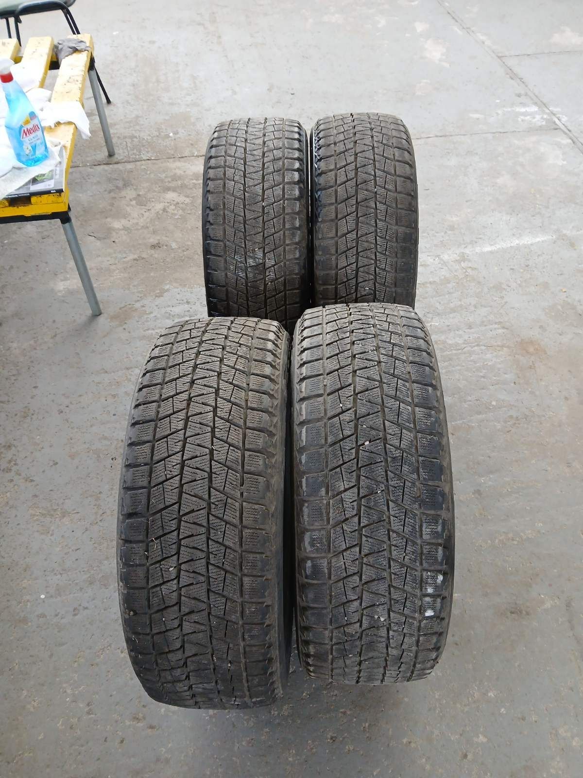 Bridgestone 235/55 /18