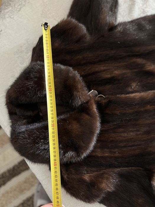 Haina lunga de blana de vizon (nurca)