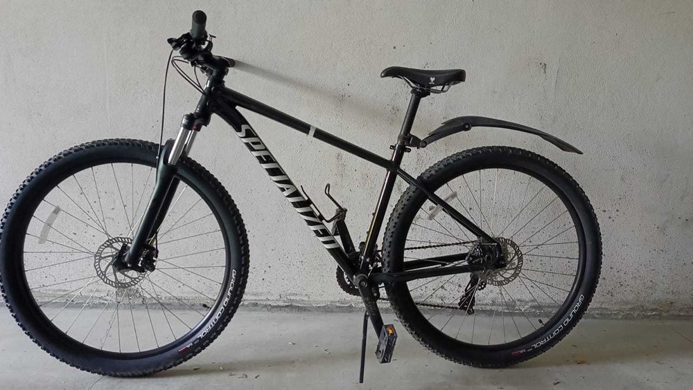 Bicicleta specialized rockhopper 29' , cadrul L