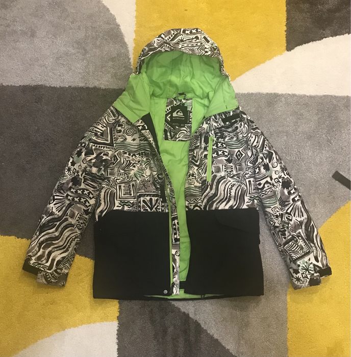 Яке за сноуборд Quiksilver, размер 16Y / S