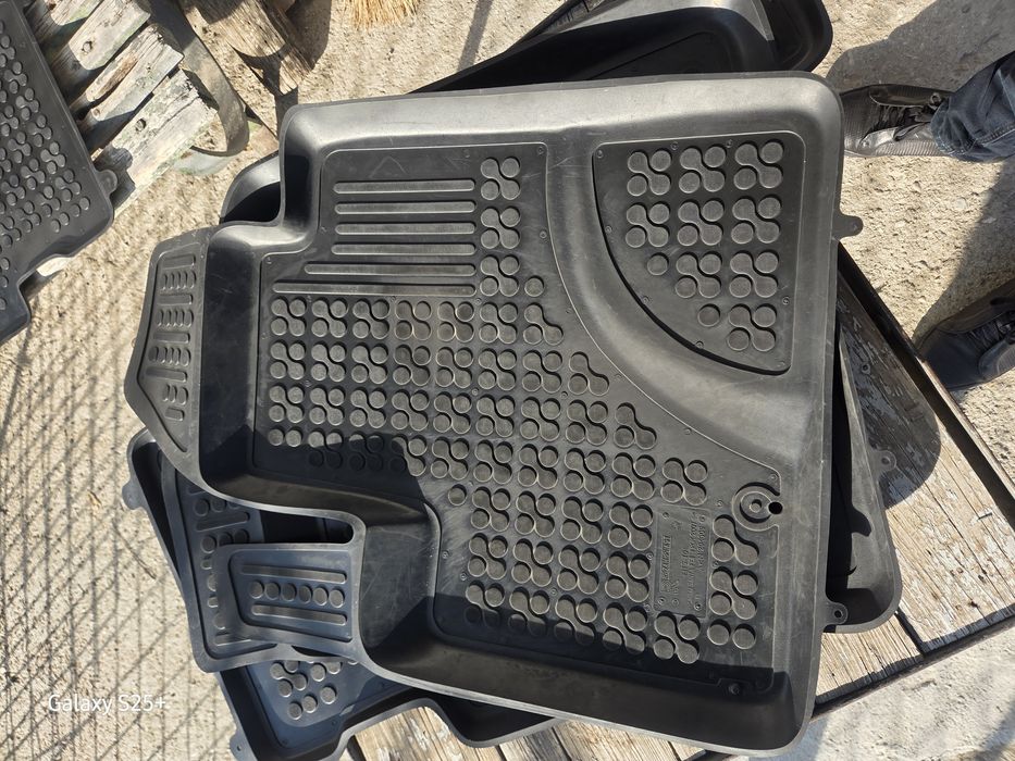 Стелки за Hyundai Santa fe 2006/2011