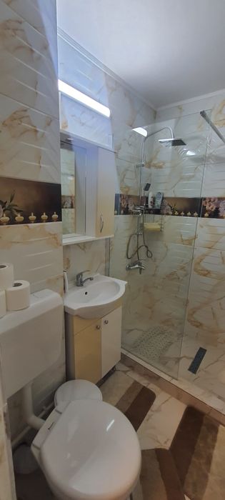 Inchiriez garsoniere si apartamente  la luna sau  regim hotelier Turnu