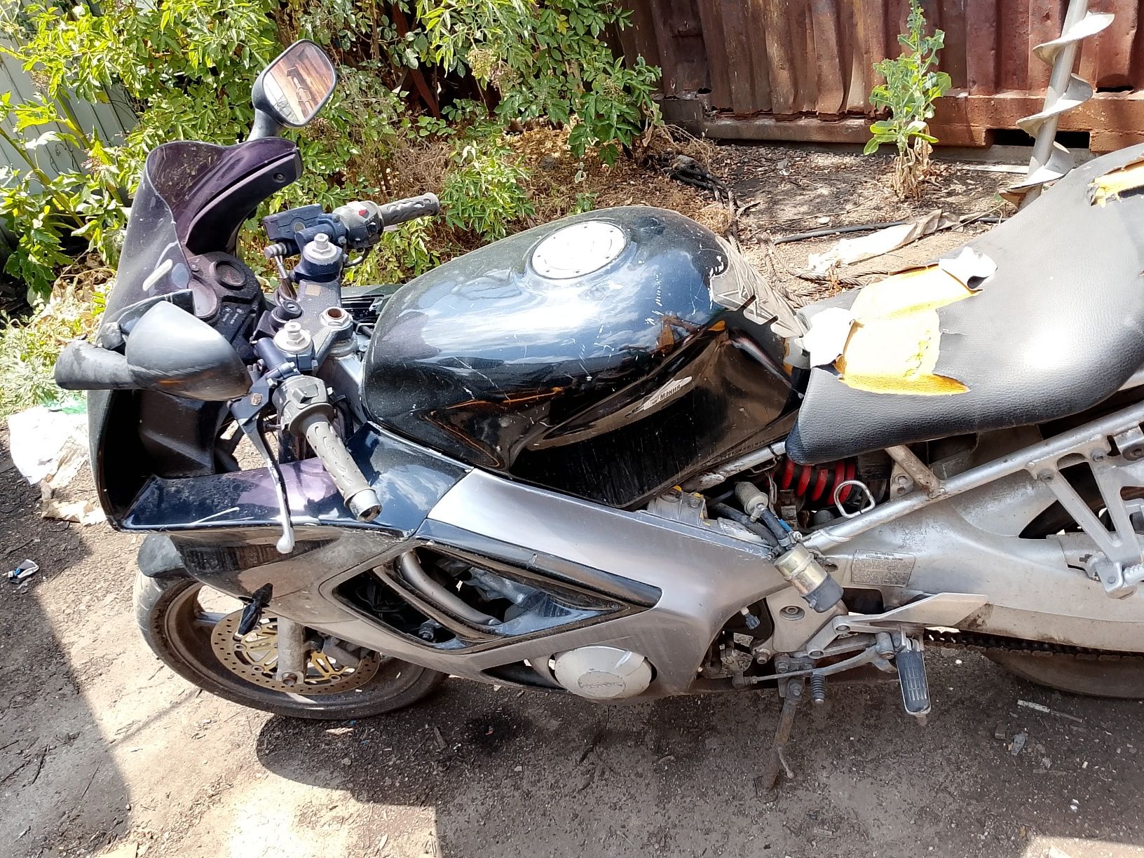 На части Honda CBR 600 F3 Хонда ЦБР 600 ф3