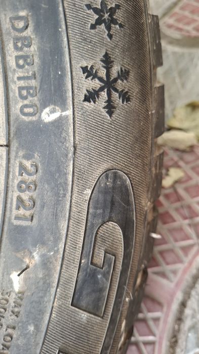 2 anvelope iarna MS 185 65 R15 pt Dacia Logan