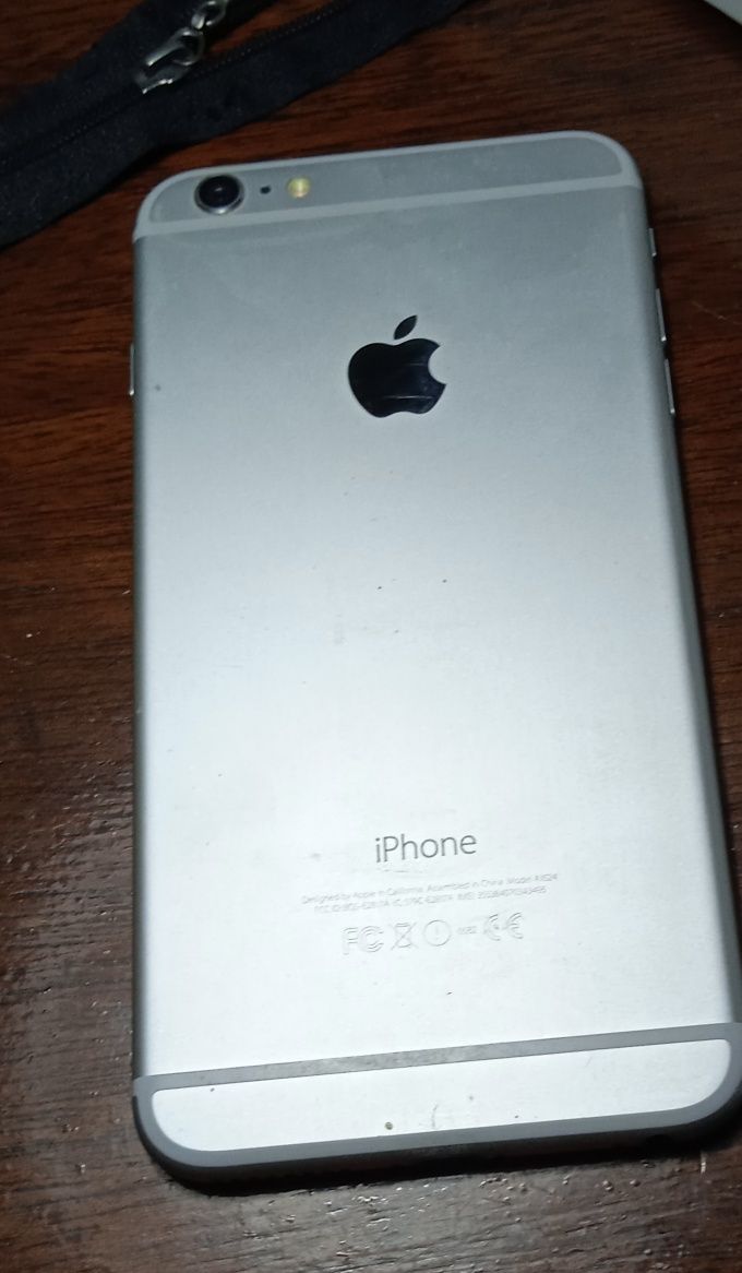 iPhone 6 Plus в хорошем состоянии