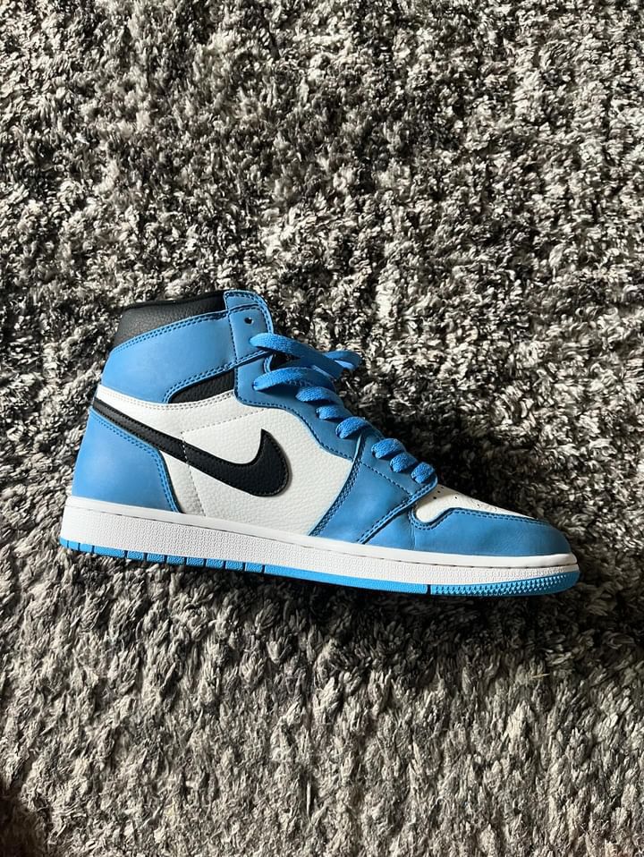 Jordan 1 Retro High OG University Blue