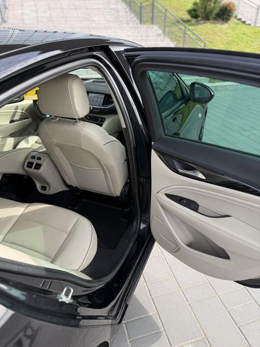 Vând Opel Insignia 2.0 CDTI – 170 CP – 2018 – Manuală