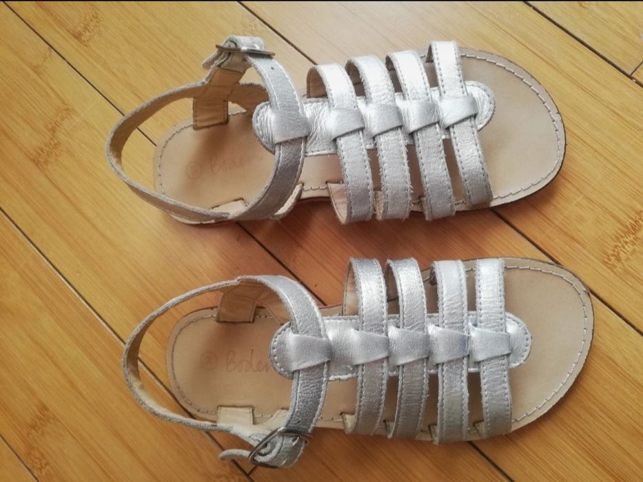 Sandale fete piele naturala argintii mărimea 34 sau 22 cm Boden