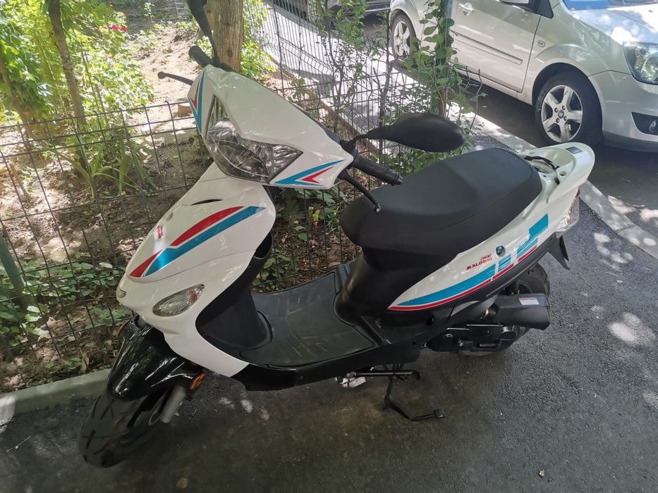 Scuter 4T Comet Sport