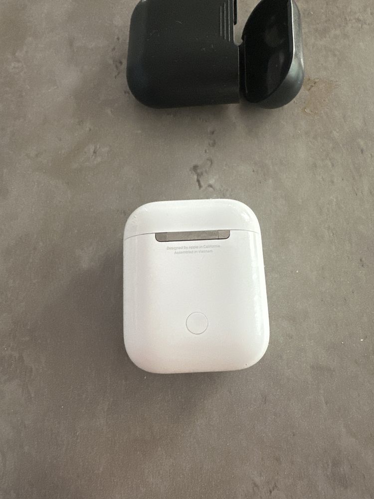 Ейрподс - Apple Airpods 2nd generation