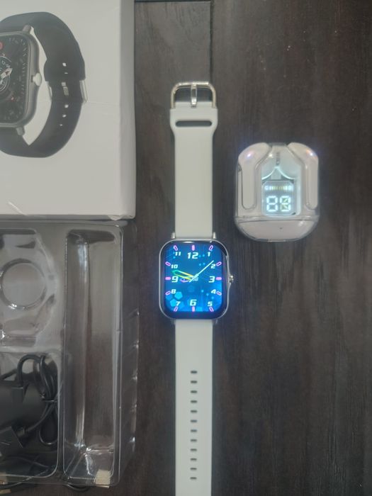 Ceas Smartwatch inteligent+setcasti