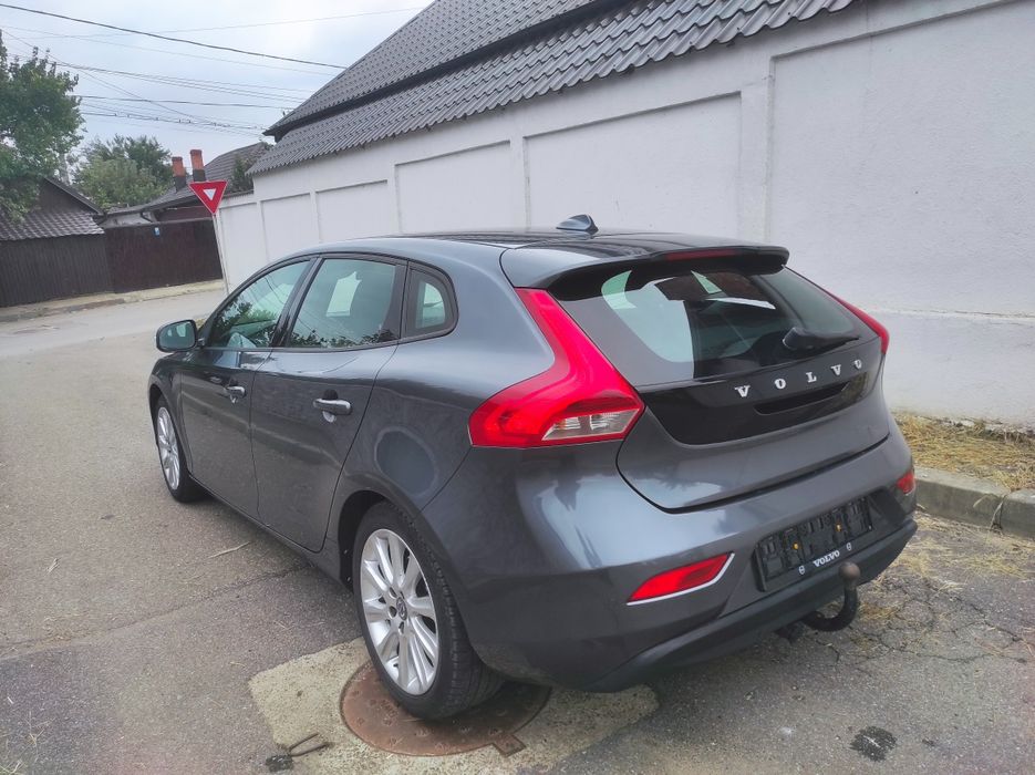 Volvo V40 D2 Kinetik  1.6 diesel.euro 5 115 cai ,an 2013