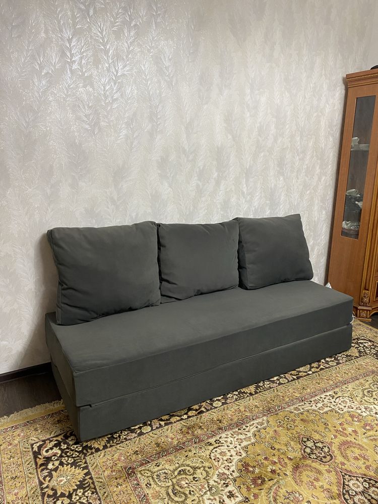 Безкаркасный диван матрас