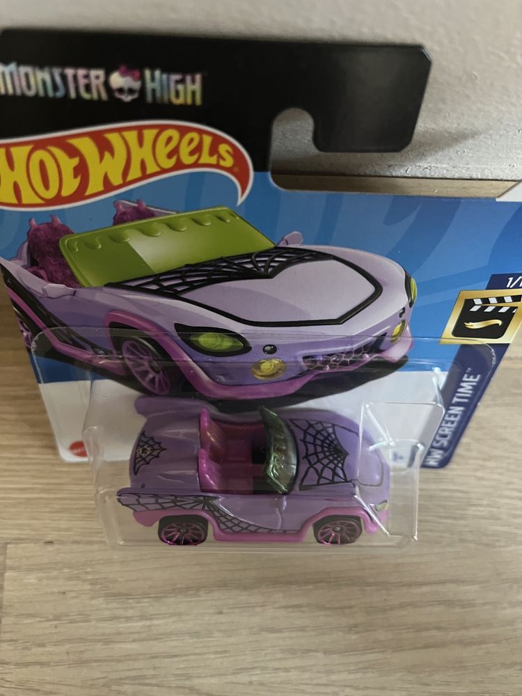 Monster high x hot wheels монстър хай количка