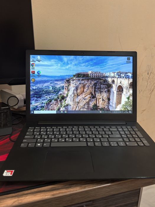 Ноутбук Леново SSD 256Gb/8Gb