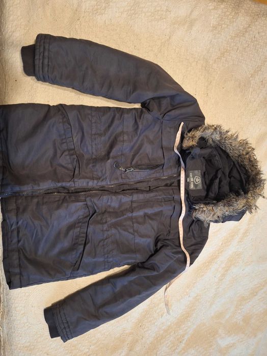 Подарявам яке за 12годишно момче