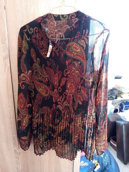 Блуза,нова 36 рр