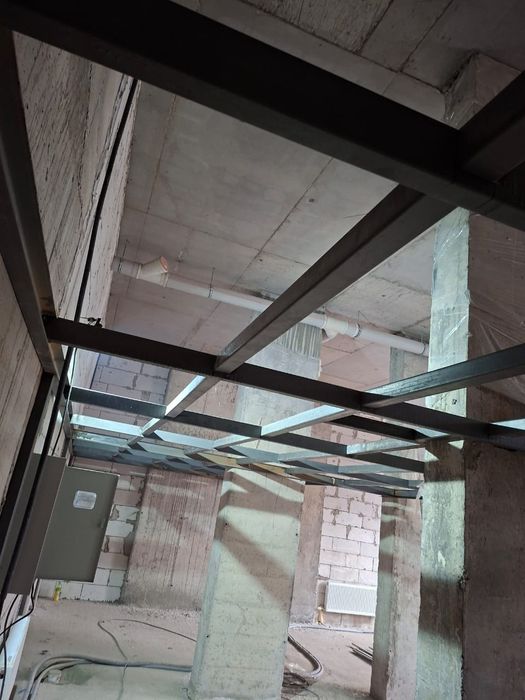 Антресольный этаж .Мезонин. Разделение помещения .2 этаж. Лестницы