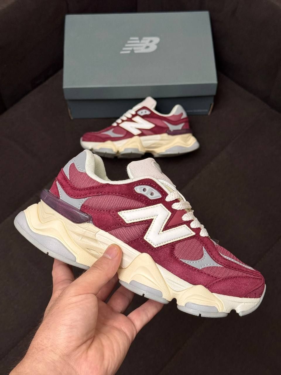 New balance 990 .