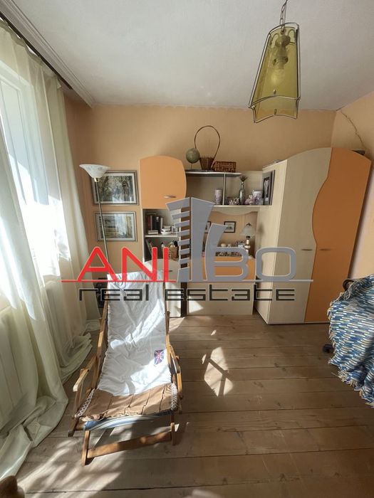 Къща в София, област-с.Гара Елин Пелин площ 120 цена 250000€