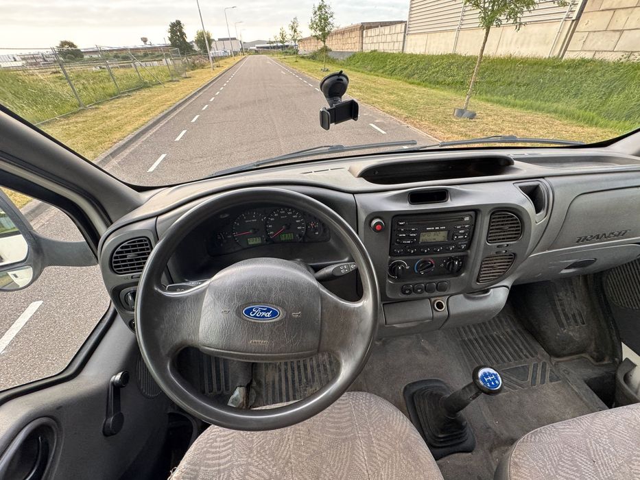Ford Transit basculabil 2.4 bena de 3.20