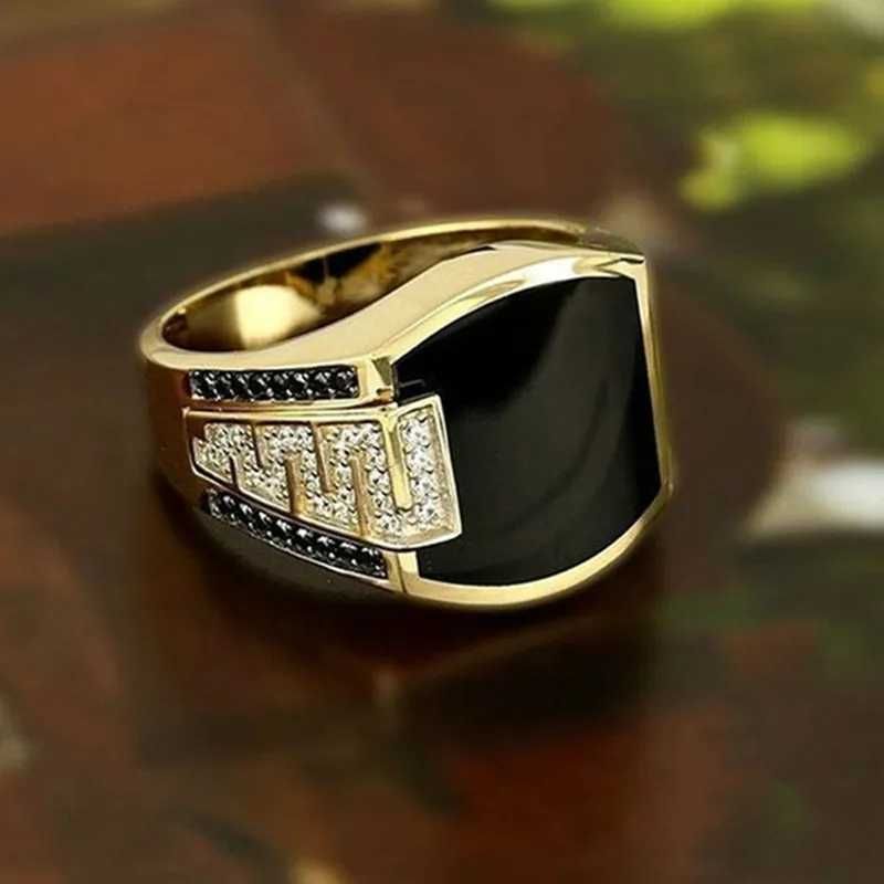 Златен мъжки пръстен от медицинско злато (мед.стомана).Налични размери