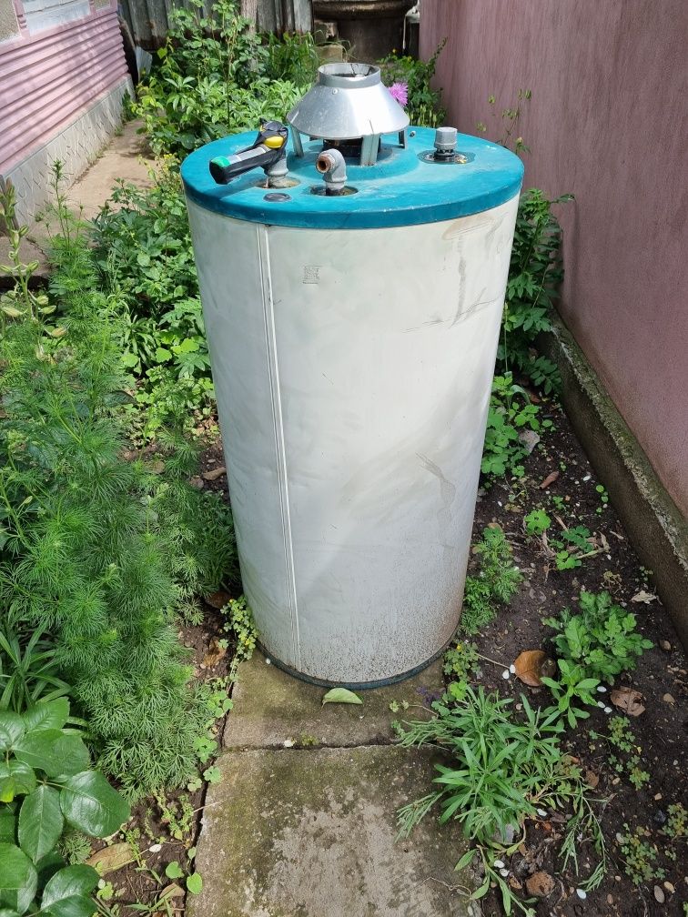 Vand boiler pe gaz