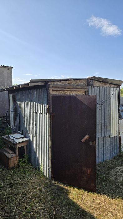 Бытовка, времянка, кладовка