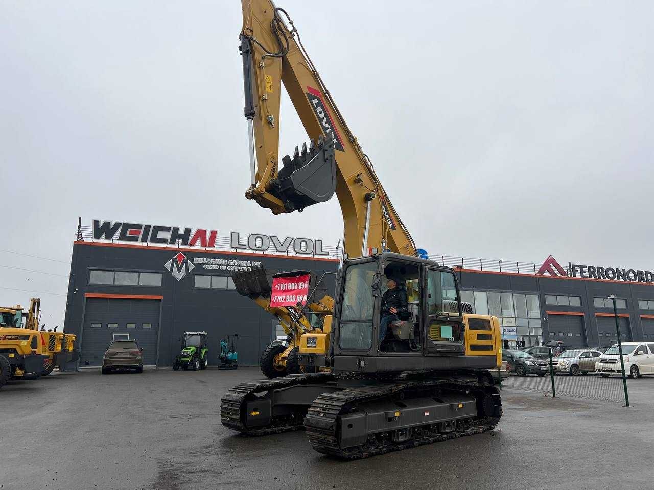 Гусеничный экскаватор LOVOL FR220D2