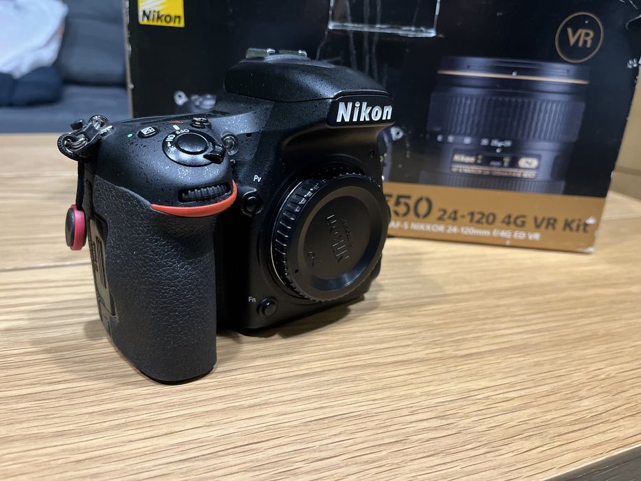 Nikon D750 + AF Nikkor 70-300 4-5,6 G