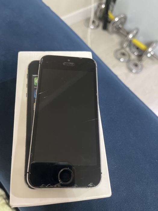 Iphone 5s на запчасти за 2000тг