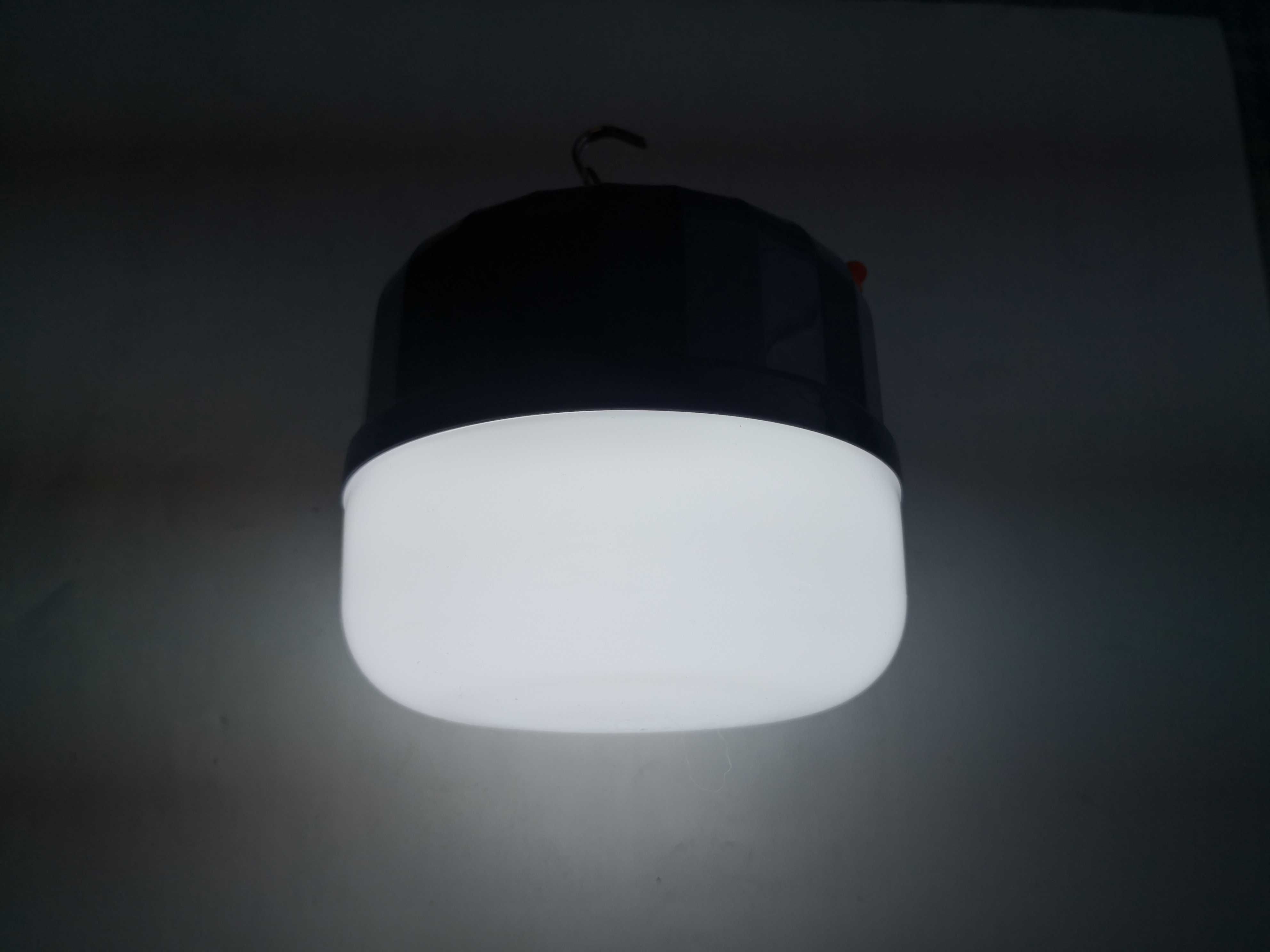 Bec led 100 W cu acumulator pt. camping