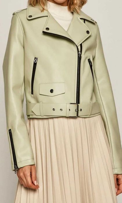 НАМАЛЕНО! Кожено яке Medicine