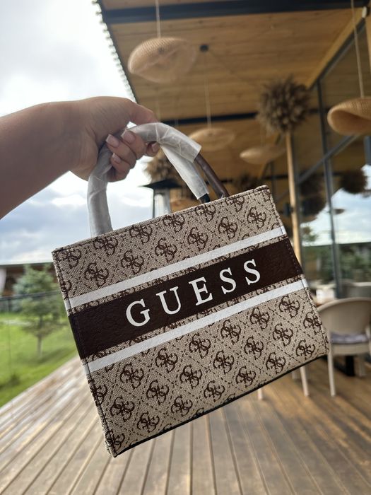 Новая сумка guess