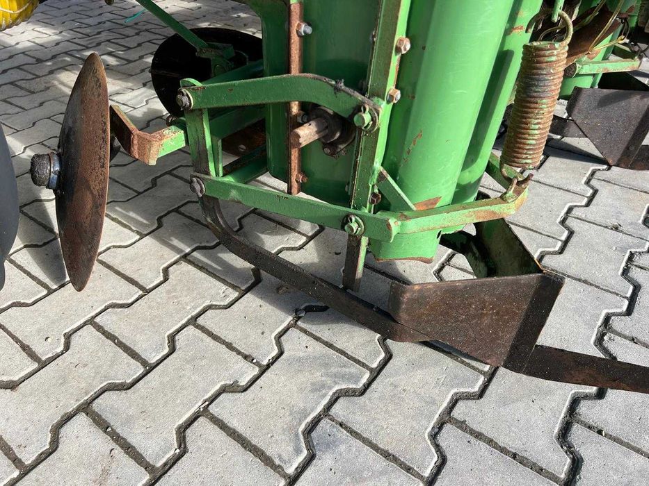 Садилка за картофи Hassia – 4 реда, с хидравлично изсипване