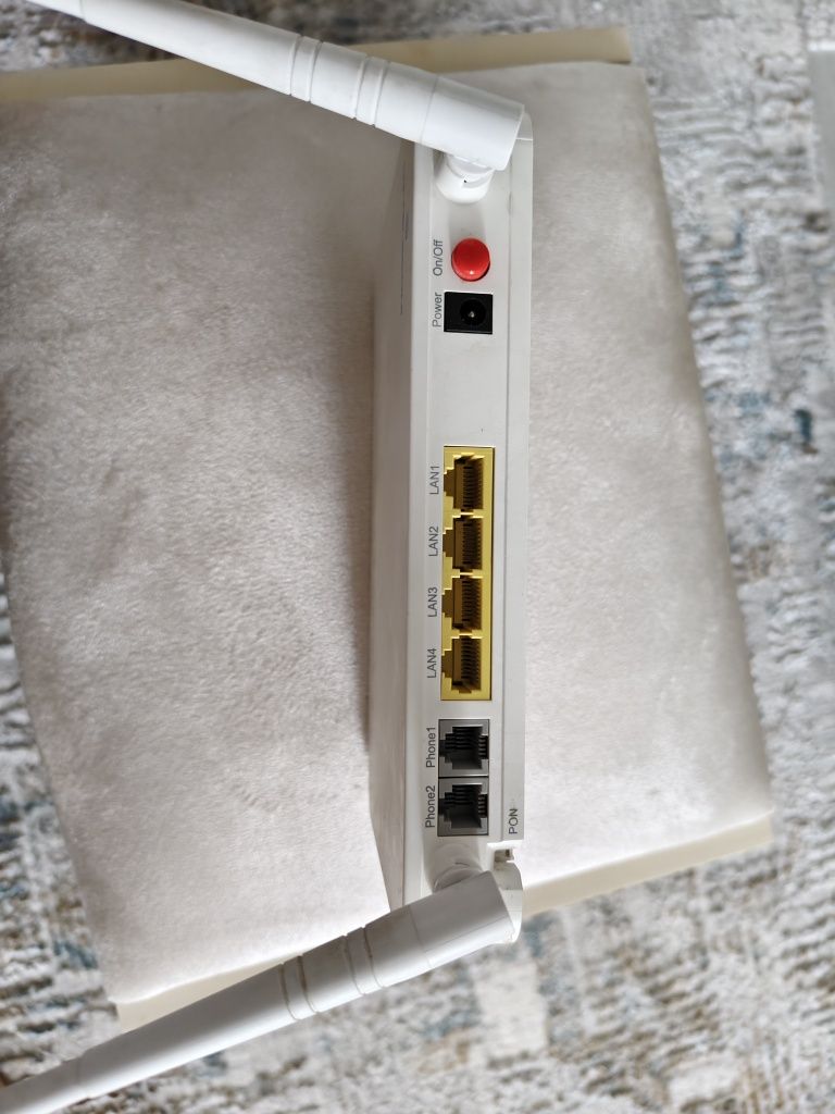 ZTE Gpon F660 Router