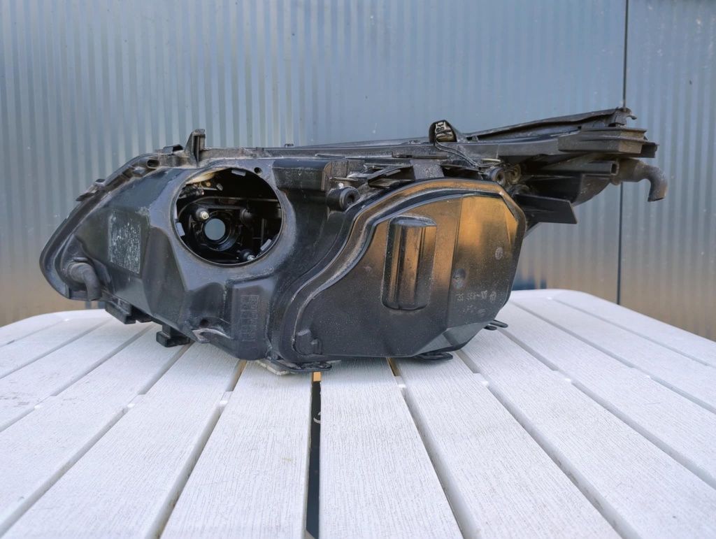 Десен фар с лупа за BMW e60