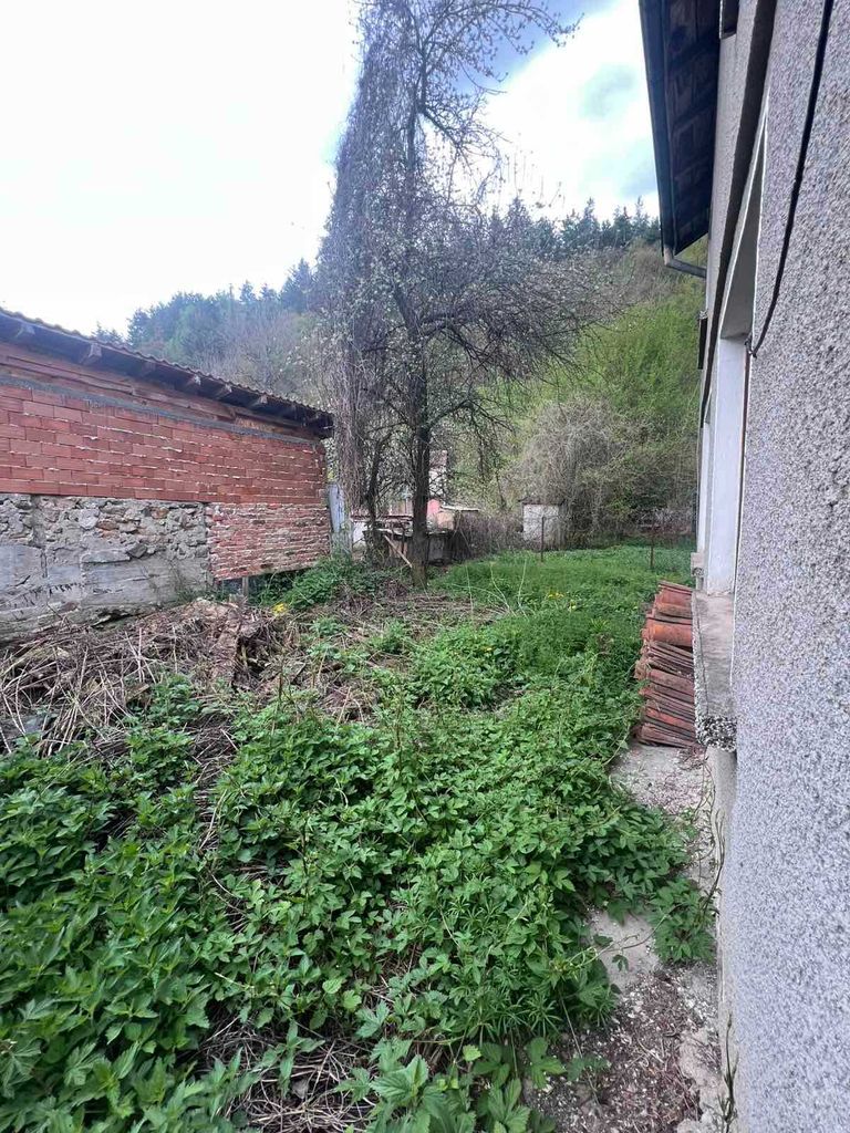 Продава се Къща в с. Голема Раковица, Област София-област - 192 кв.м за 365 €/кв.м - Снимка #14