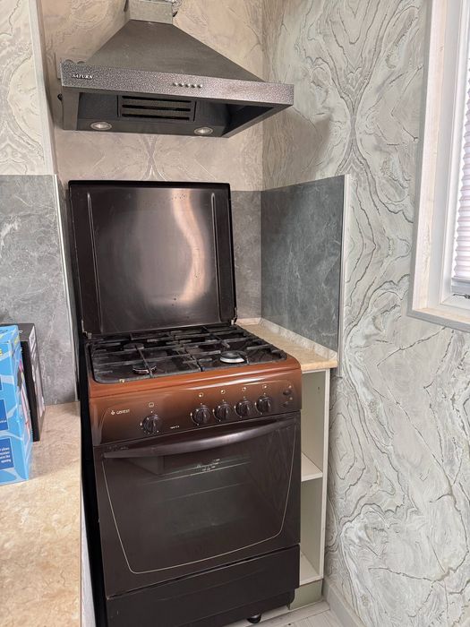 Сдаётся светлая 2-комнатная квартира в метро БИЙ, М. Горького