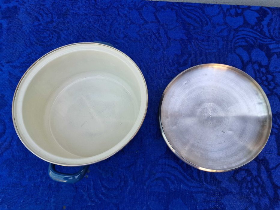 ***Home Decor | cratita, oala emailata, diametru 24 cm