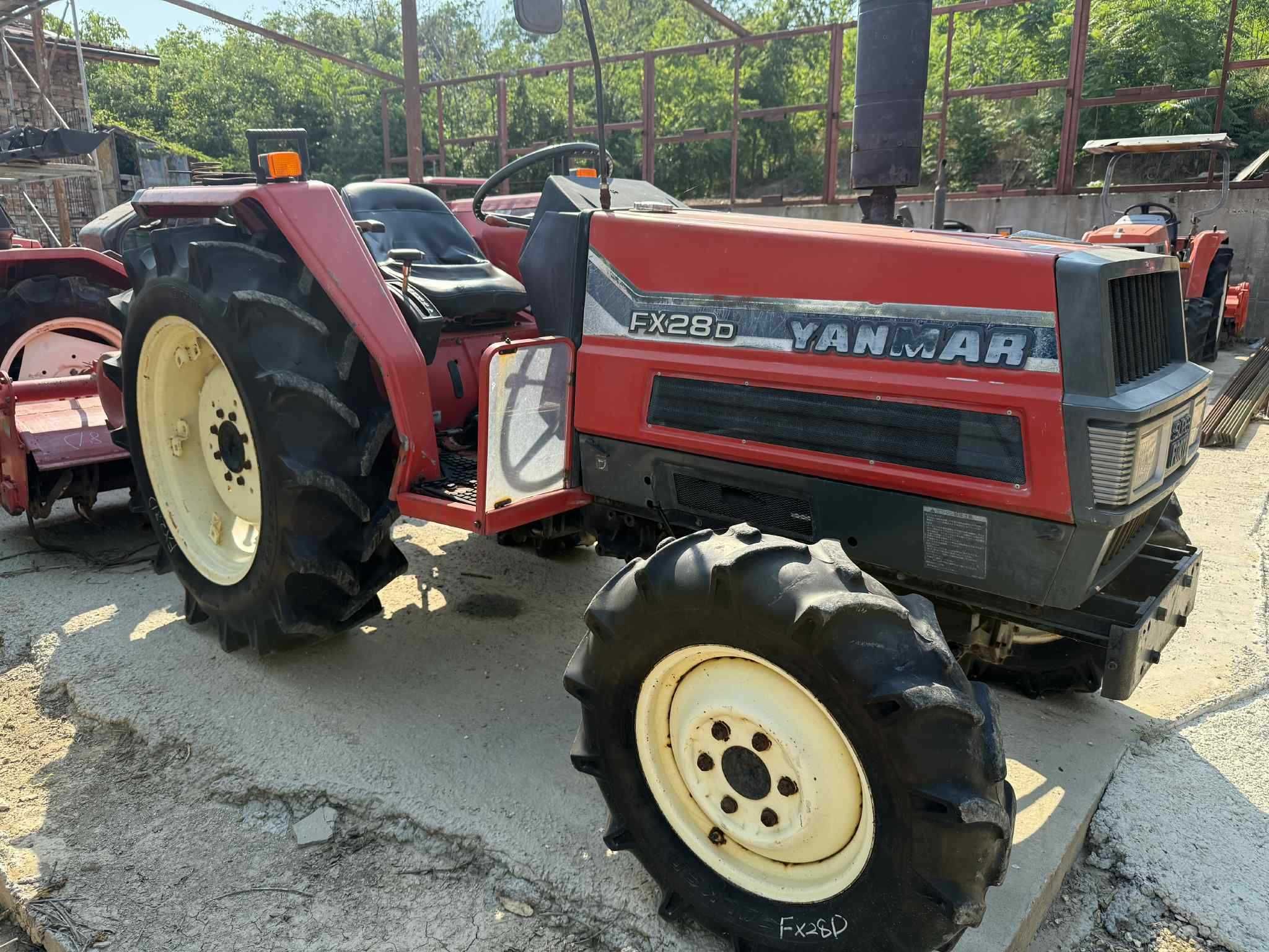 Трактор YANMAR FX28 4x4